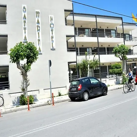 Santa Marina 公寓式酒店
