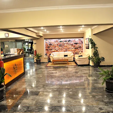 Aparthotel Santa Marina 2*