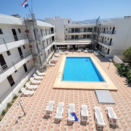 Santa Marina Hotel apartamentowy
