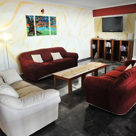 Santa Marina 公寓式酒店