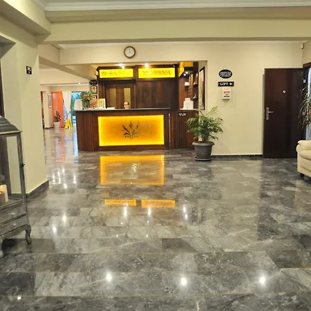 Santa Marina 公寓式酒店 科斯镇