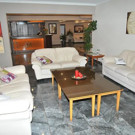 Santa Marina 公寓式酒店