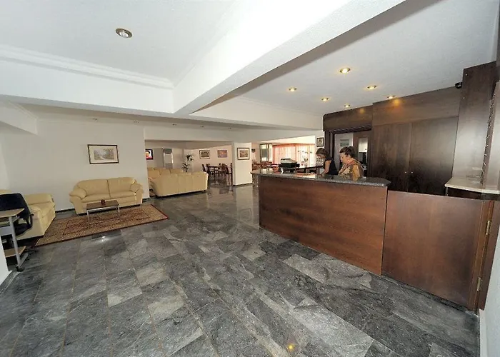 Aparthotel Santa Marina