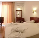 Santa Marina شقة فندقية