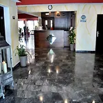 Santa Marina شقة فندقية 2*