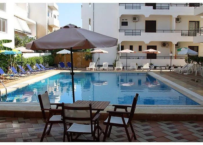 Santa Marina شقة فندقية 2*